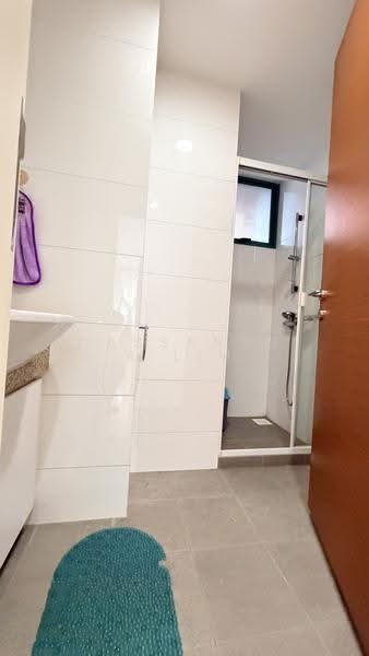 Amaranda Gardens, 122 Serangoon Avenue 3, 2 Bedrooms, 990 sqft, Condominium For Sale, by Cassandra Lim, 500245393 - Bathroom - PropertyGuru.com.sg