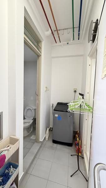 Amaranda Gardens, 122 Serangoon Avenue 3, 2 Bedrooms, 990 sqft, Condominium For Sale, by Cassandra Lim, 500245393 - Bathroom - PropertyGuru.com.sg