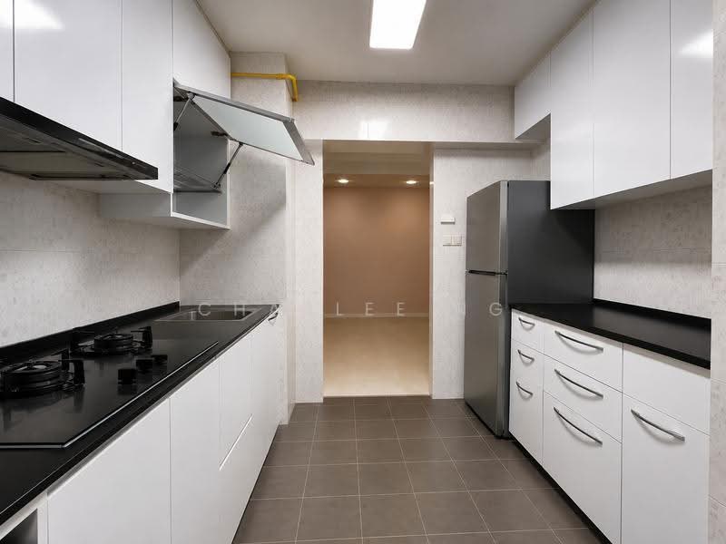 50 Strathmore Avenue, 50 Strathmore Avenue, Alexandra / Commonwealth, 3 Bedrooms, 1,184 sqft, HDB Flat For Sale, by Charlee Ng, 500245395 - Kitchen - PropertyGuru.com.sg
