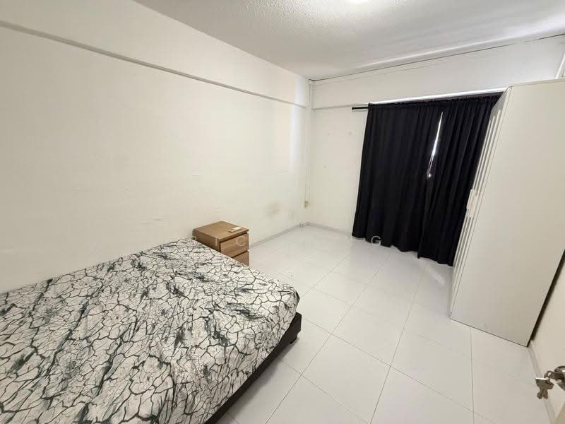 118 Serangoon North Avenue 1, 118 Serangoon North Avenue 1, Hougang / Punggol / Sengkang, 3 Bedrooms, 980 sqft, HDB Flat For Rent, by Eric Wong, 500245396 - Bedroom - PropertyGuru.com.sg