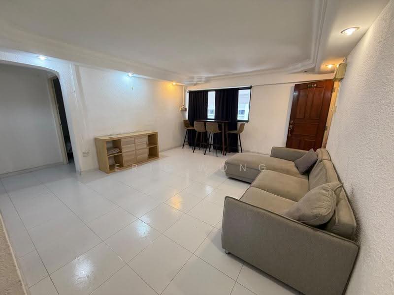 118 Serangoon North Avenue 1, 118 Serangoon North Avenue 1, Hougang / Punggol / Sengkang, 3 Bedrooms, 980 sqft, HDB Flat For Rent, by Eric Wong, 500245396 - Living Room - PropertyGuru.com.sg