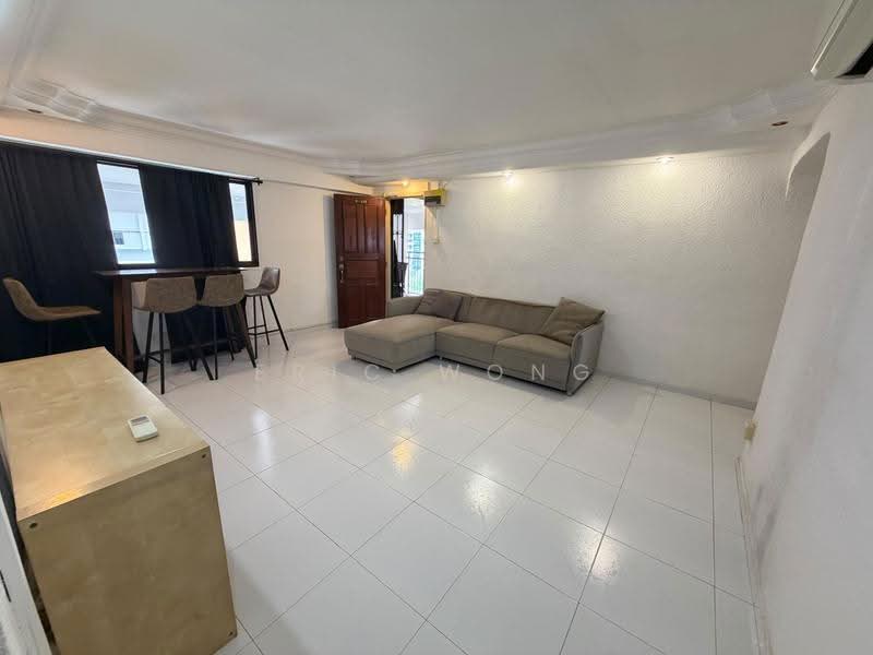 118 Serangoon North Avenue 1, 118 Serangoon North Avenue 1, Hougang / Punggol / Sengkang, 3 Bedrooms, 980 sqft, HDB Flat For Rent, by Eric Wong, 500245396 - Living Room - PropertyGuru.com.sg