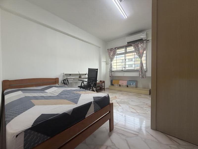363 Woodlands Avenue 5, 363 Woodlands Avenue 5, Room Rental, 200 sqft, HDB Flat For Rent, by Kleeve Lim, 500245400 - Bedroom - PropertyGuru.com.sg