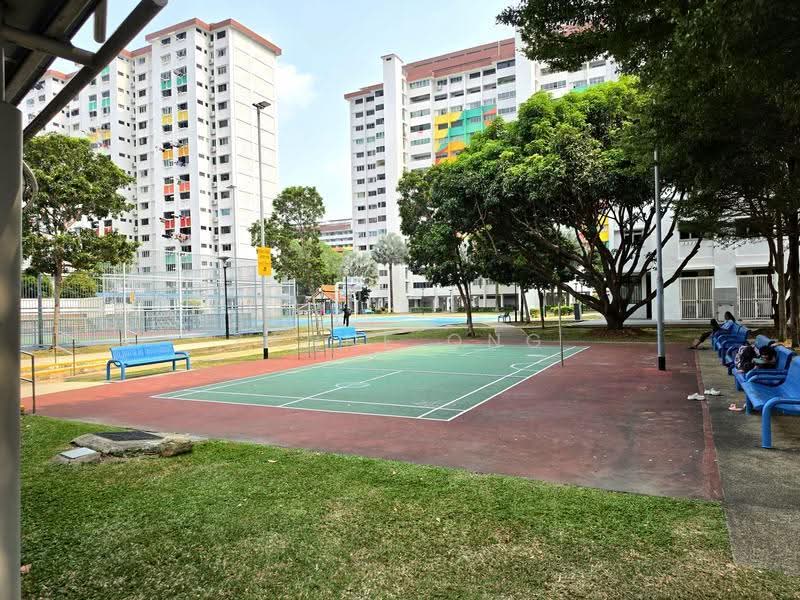 11 Eunos Crescent, 11 Eunos Crescent, Eunos / Geylang / Paya Lebar, Room Rental, 136 sqft, HDB Flat For Rent, by Zanne Ong, 500245414 - Exterior - PropertyGuru.com.sg