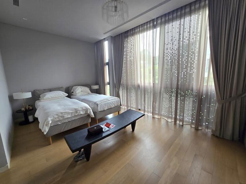 Victoria Park Villas, Victoria Park Grove, Tanglin / Holland / Bukit Timah, 5 Bedrooms, 4,185 sqft, Semi-Detached House For Sale, by Jackie Ang, 500245422 - Bedroom - PropertyGuru.com.sg