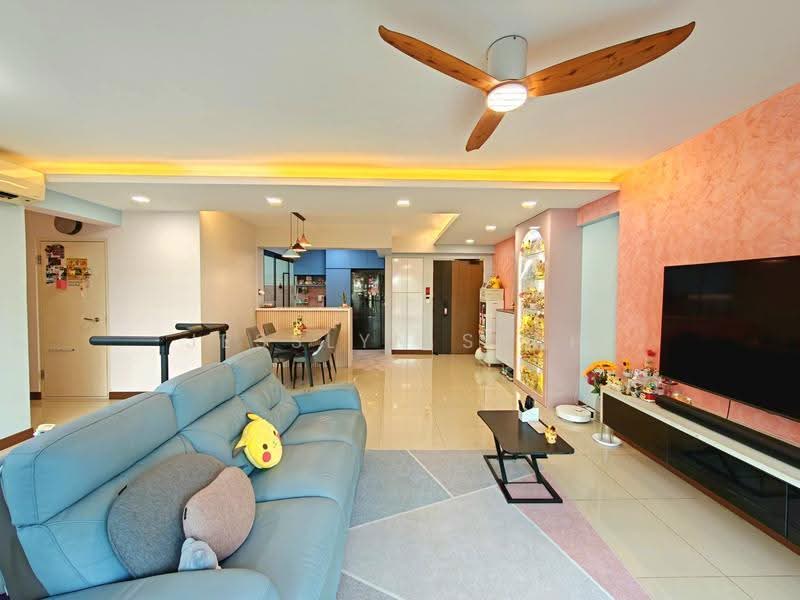 677C Punggol Drive, 677C Punggol Drive, Hougang / Punggol / Sengkang, 3 Bedrooms, 1,216 sqft, HDB Flat For Sale, by Jesslyn Seah, 500245427 - Living Room - PropertyGuru.com.sg