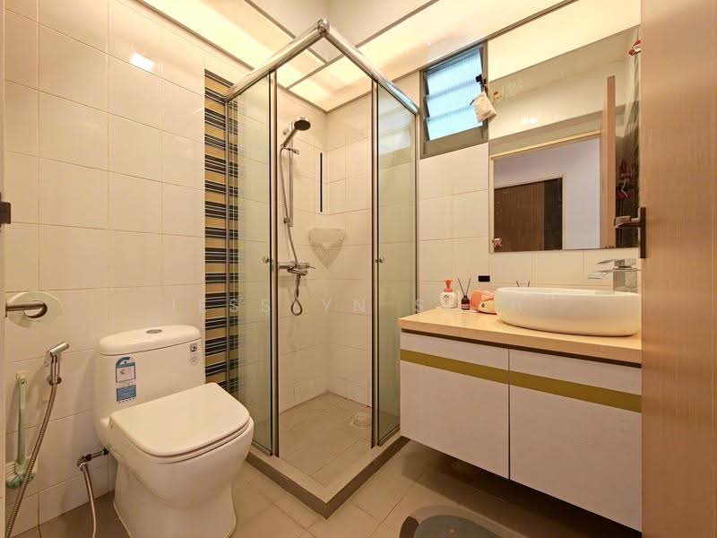 677C Punggol Drive, 677C Punggol Drive, Hougang / Punggol / Sengkang, 3 Bedrooms, 1,216 sqft, HDB Flat For Sale, by Jesslyn Seah, 500245427 - Bathroom - PropertyGuru.com.sg
