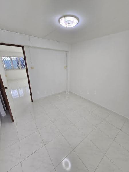 221 Lorong 8 Toa Payoh, 221 Lorong 8 Toa Payoh, Balestier / Toa Payoh, 3 Bedrooms, 882 sqft, HDB Flat For Sale, by Calvin Lee TK, 500245431 - Interior - PropertyGuru.com.sg