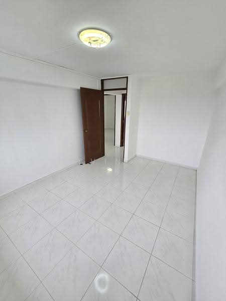 221 Lorong 8 Toa Payoh, 221 Lorong 8 Toa Payoh, Balestier / Toa Payoh, 3 Bedrooms, 882 sqft, HDB Flat For Sale, by Calvin Lee TK, 500245431 - Interior - PropertyGuru.com.sg