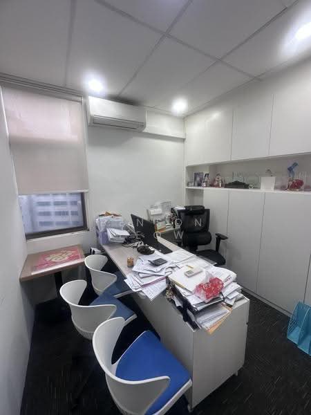 Manhattan House, 151 Chin Swee Road, Alexandra / Commonwealth, 969 sqft, Office For Rent, by Benson Leow, 500245435 - Study - CommercialGuru.com.sg
