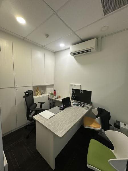 Manhattan House, 151 Chin Swee Road, Alexandra / Commonwealth, 969 sqft, Office For Rent, by Benson Leow, 500245435 - Study - CommercialGuru.com.sg