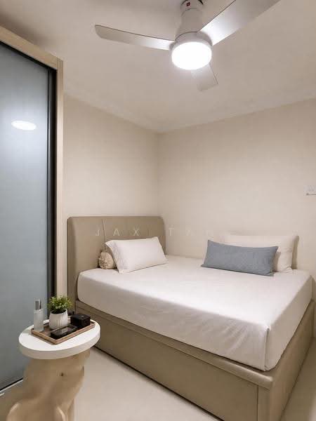 108 Bedok North Road, 108 Bedok North Road, 2 Bedrooms, 721 sqft, HDB Flat For Sale, by Jax Tan, 500245451 - Bedroom - PropertyGuru.com.sg