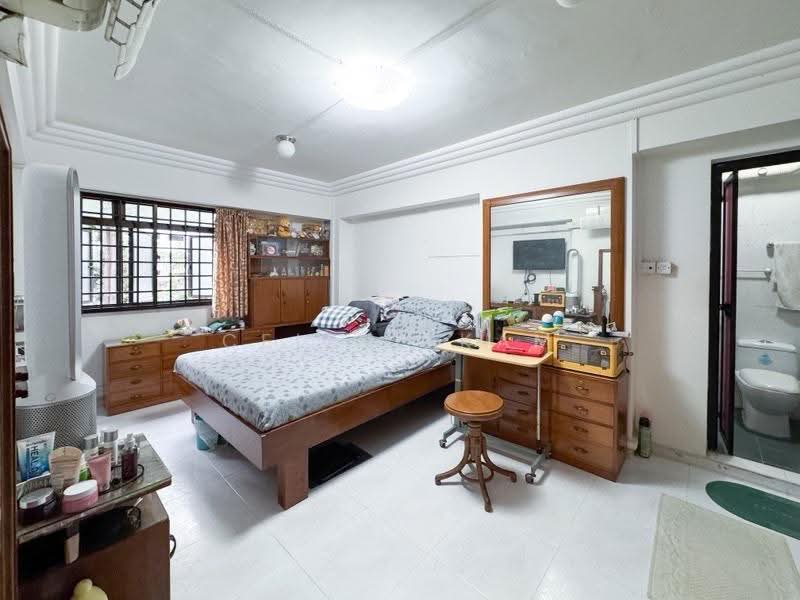 570 Hougang Street 51, 570 570, Hougang / Punggol / Sengkang, 3 Bedrooms, 1,291 sqft, HDB Flat For Sale, by Celine Kam, 500245452 - PropertyGuru.com.sg