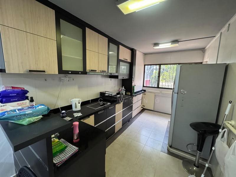 607 Hougang Avenue 4, 607 Hougang Avenue 4, 3 Bedrooms, 904 sqft, HDB Flat For Rent, by Eric Wong, 500245453 - Kitchen - PropertyGuru.com.sg
