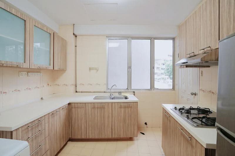 Clementi Park, 137 Sunset Way, 1 Bedroom, 807 sqft, Condominium For Rent, by Lester Ng, 500245455 - Kitchen - PropertyGuru.com.sg