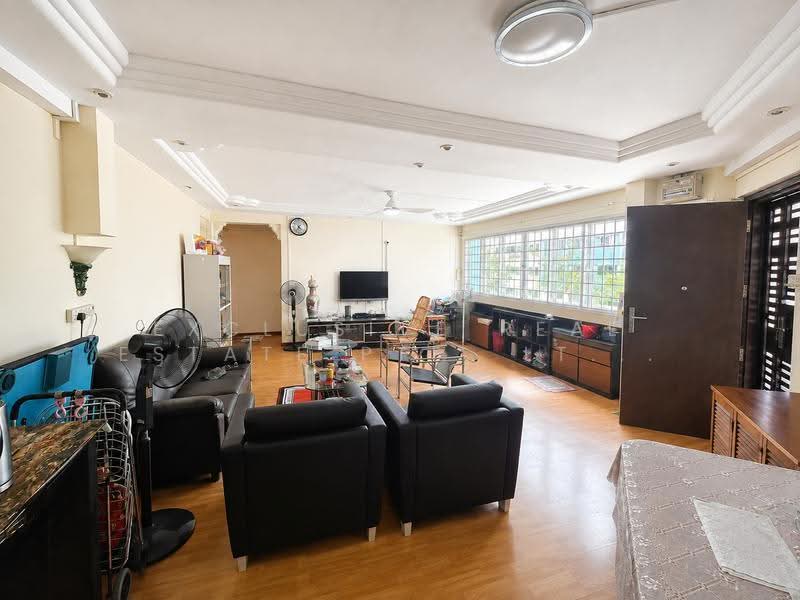 486A Tampines Avenue 9, 486A Tampines Avenue 9, Pasir Ris / Tampines, 3 Bedrooms, 1,378 sqft, HDB Flat For Sale, by ARTHUR, 500245471 - Living Room - PropertyGuru.com.sg