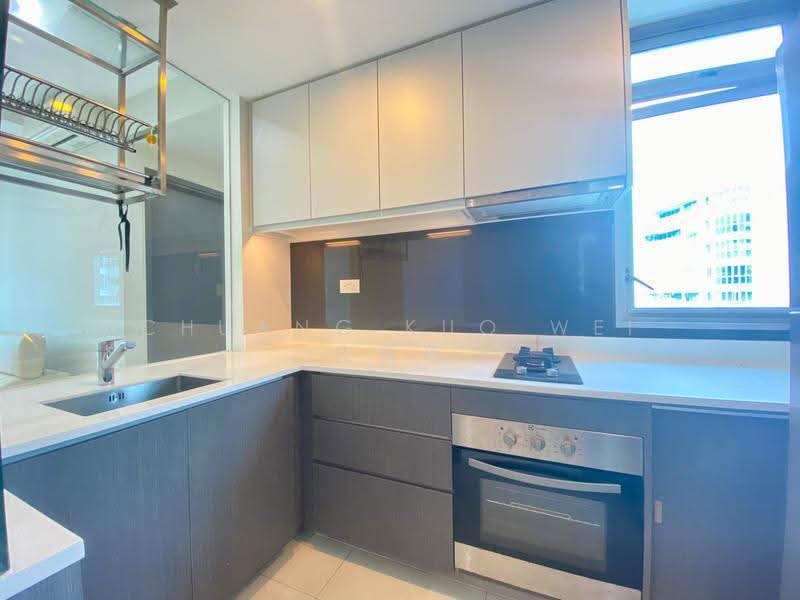 Q Bay Residences, 1 Tampines Street 86, Pasir Ris / Tampines, 2 Bedrooms, 829 sqft, Condominium For Sale, by Chuang Kuo Wei 庄国玮, 500245482 - Kitchen - PropertyGuru.com.sg