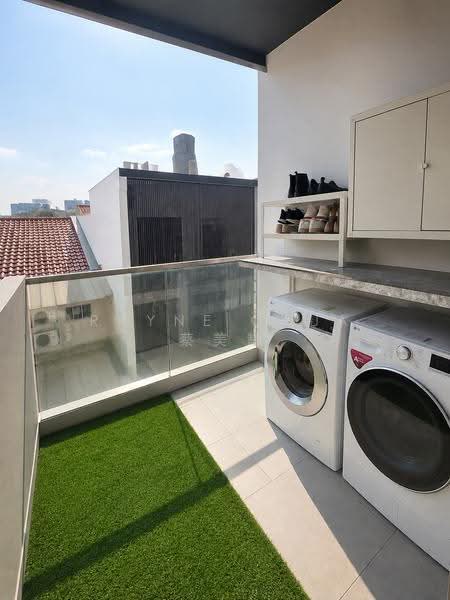 NottingHill Suites, 29A Toh Tuck Road, 1 Bedroom, 398 sqft, Apartment For Sale, by Rayne Chua 蔡美慧, 500245489 - Balcony - PropertyGuru.com.sg