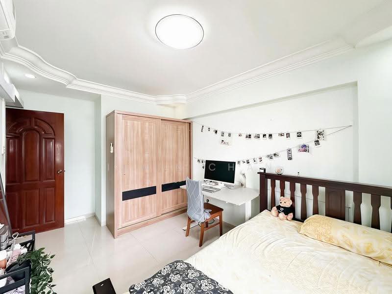 323C Sengkang East Way, 323C Sengkang East Way, Hougang / Punggol / Sengkang, 3 Bedrooms, 969 sqft, HDB Flat For Sale, by Irwin Chan, 500245491 - Bedroom - PropertyGuru.com.sg