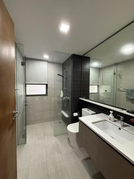 Bellewoods, 108 Woodlands Avenue 5, Admiralty / Woodlands, 3 Bedrooms, 936 sqft, Condominium For Sale, by Daphne Tan, 500245494 - Bathroom - PropertyGuru.com.sg