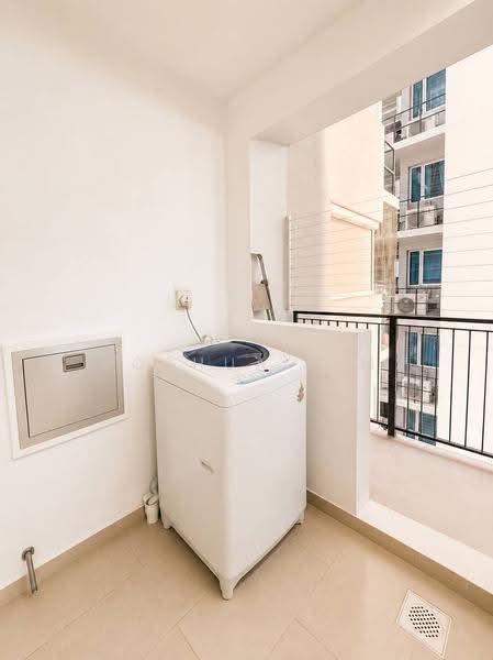 Waterview, 83 Tampines Avenue 1, 2 Bedrooms, 786 sqft, Condominium For Rent, by Joshua Lim, 500245497 - Yard Area - PropertyGuru.com.sg