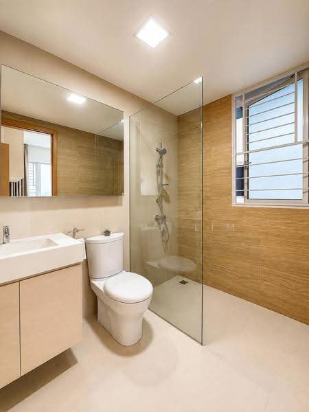 Waterview, 83 Tampines Avenue 1, 2 Bedrooms, 786 sqft, Condominium For Rent, by Joshua Lim, 500245497 - Bathroom - PropertyGuru.com.sg