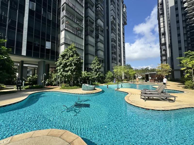The Florence Residences, 91 Hougang Avenue 2, 1 Bedroom, 527 sqft, Condominium For Rent, by Shirley Chua, 500245510 - Pool - PropertyGuru.com.sg