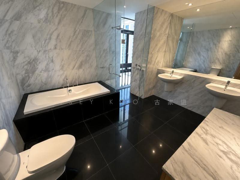 The Colonnade, 82 Grange Road, Tanglin / Holland / Bukit Timah, 3 Bedrooms, 3,617 sqft, Condominium For Rent, by Casey Koo 古家进, 500245519 - Bathroom - PropertyGuru.com.sg