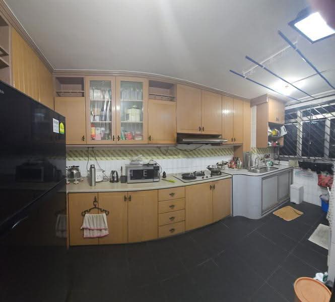 746 Jurong West Street 73, 746 Jurong West Street 73, 3 Bedrooms, 1,119 sqft, HDB Flat For Sale, by Jose Loh Zhenhao, 500245522 - Kitchen - PropertyGuru.com.sg