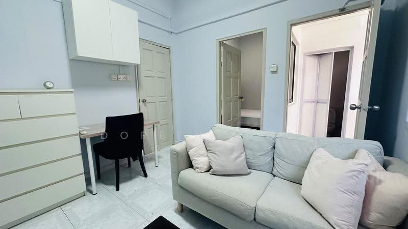 Bamboo Grove Park, Chu Yen Street, Room Rental, 400 sqft, Semi-Detached House For Rent, by Doreen Heng, 500245545 - Living Room - PropertyGuru.com.sg