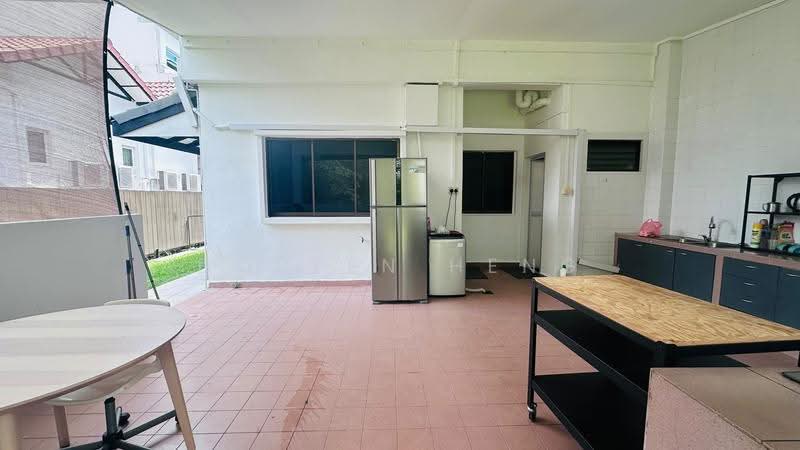 Bamboo Grove Park, Chu Yen Street, Room Rental, 400 sqft, Semi-Detached House For Rent, by Doreen Heng, 500245545 - Kitchen - PropertyGuru.com.sg