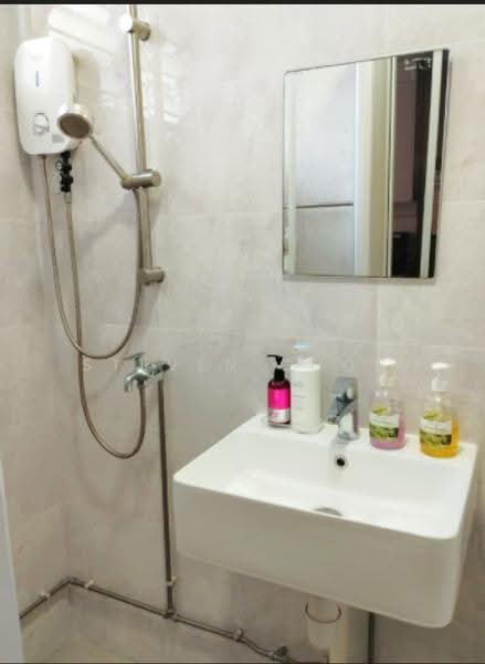 158 Simei Road, 158 Simei Road, Room Rental, 120 sqft, HDB Flat For Rent, by Steven Choo, 500245557 - Bathroom - PropertyGuru.com.sg
