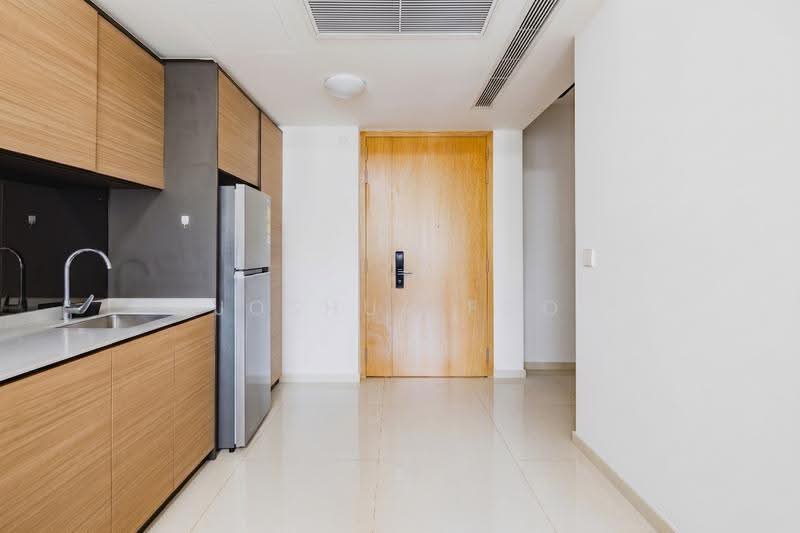 Midwood, 8 Hillview Rise, 1 Bedroom, 549 sqft, Condominium For Sale, by Joshua Foo, 500245558 - Kitchen - PropertyGuru.com.sg