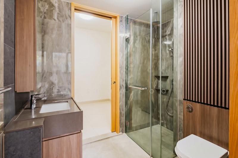 Midwood, 8 Hillview Rise, 1 Bedroom, 549 sqft, Condominium For Sale, by Joshua Foo, 500245558 - Bathroom - PropertyGuru.com.sg