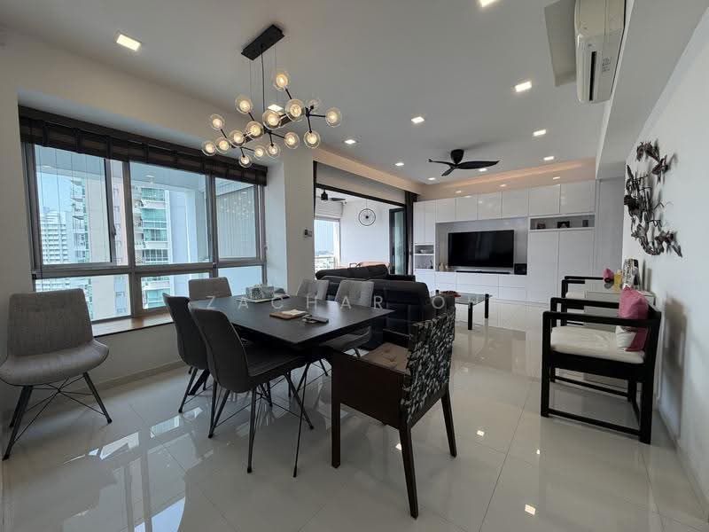 Twin Regency, 26 Kim Tian Road, 4 Bedrooms, 1,776 sqft, Condominium For Sale, by Zachar Oh, 500245564 - Living Room - PropertyGuru.com.sg