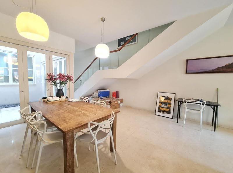 Woodhaven, 71 Woodgrove Avenue, Admiralty / Woodlands, 4 Bedrooms, 3,358 sqft, Cluster House For Sale, by Alton Boo, 500245566 - Dining Room - PropertyGuru.com.sg
