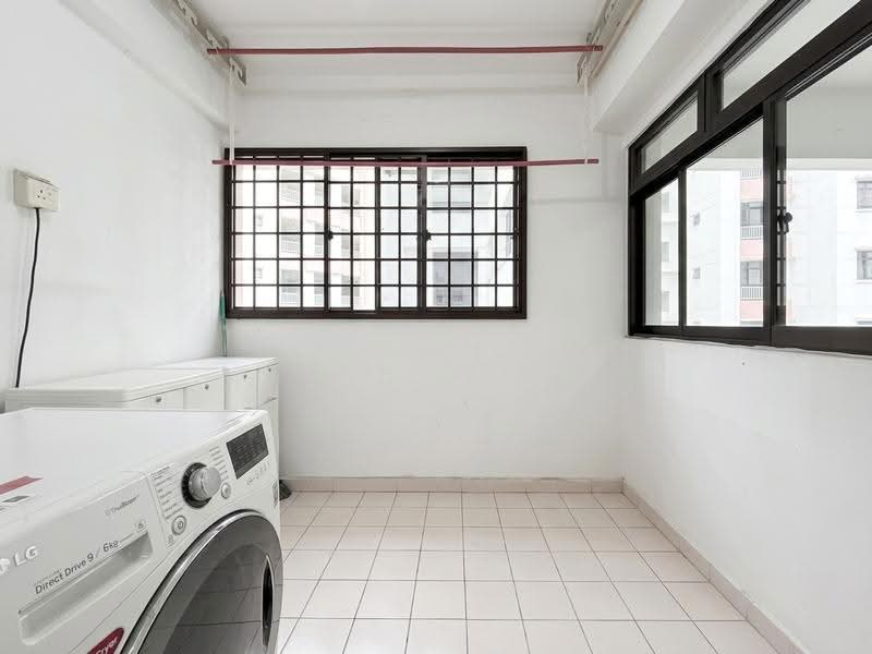 680A Jurong West Central 1, 680A Jurong West Central 1, Boon Lay / Jurong / Tuas, 4 Bedrooms, 1,453 sqft, HDB Flat For Sale, by Tan Wei, 500245572 - Yard - PropertyGuru.com.sg
