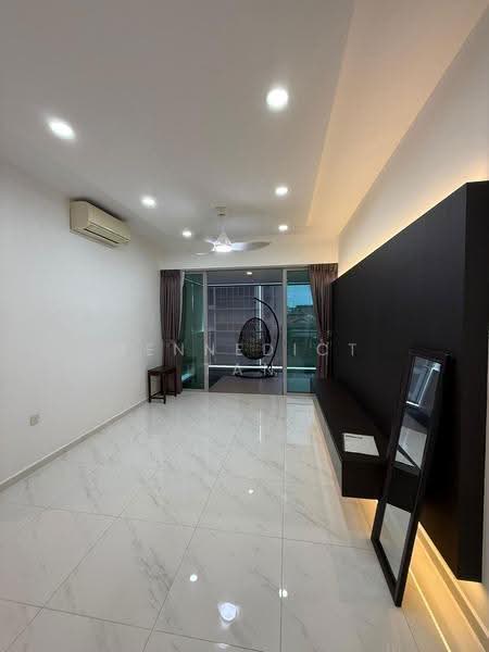 The Minton, 10C Hougang Street 11, Room Rental, 150 sqft, Condominium For Rent, by Bennedict Tan, 500245600 - Living Room - PropertyGuru.com.sg
