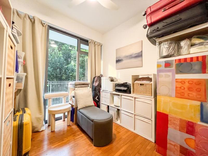 Palm Isles, 42 Flora Drive, 2 Bedrooms, 947 sqft, Condominium For Sale, by Hansel Tan, 500245604 - Interior - PropertyGuru.com.sg
