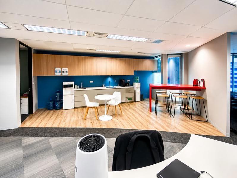 20 Collyer Quay, 20 Collyer Quay, 1,730 sqft, Office For Rent, by Barbara Lee, 500245608 - Kitchen - CommercialGuru.com.sg