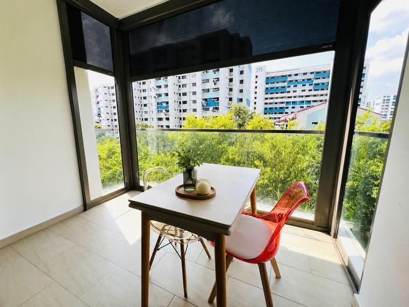 Parc Vera, 10 Hougang Street 32, Hougang / Punggol / Sengkang, 2 Bedrooms, 872 sqft, Condominium For Sale, by Noelle Lai, 500245609 - Balcony - PropertyGuru.com.sg