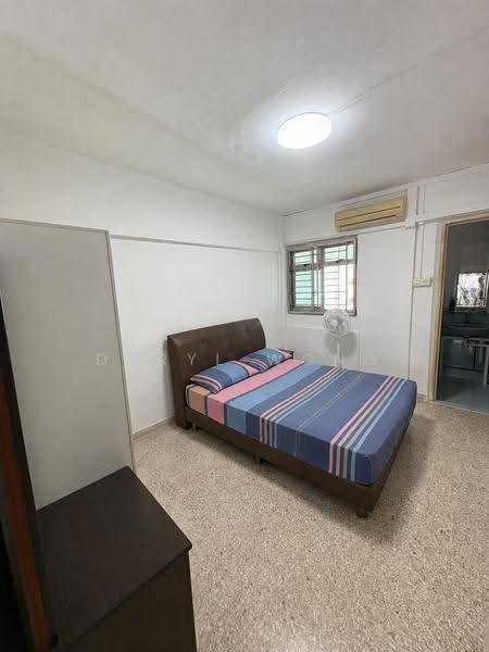 419 Ang Mo Kio Avenue 10, 419 Ang Mo Kio Avenue 10, 3 Bedrooms, 797 sqft, HDB Flat For Rent, by Daryl Wong, 500245617 - Bedroom - PropertyGuru.com.sg