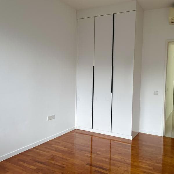 The Interlace, 180 Depot Road, 2 Bedrooms, 1,044 sqft, Condominium For Rent, by Lisa Loh, 500245625 - PropertyGuru.com.sg