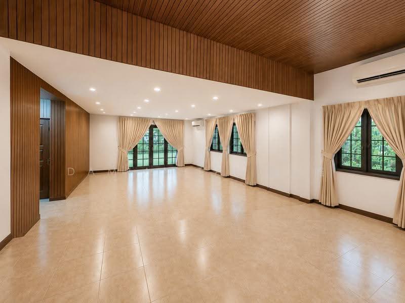 RARE DETACHABLE SEMI-D @ GOLDHILL GARDENS ESTATE✸1 KM OF ACS & SCGS✸NEAR MRT & BUS STOPS, Goldhill Avenue Barker Mount Rosie Chancery Gentle Gilstead Buckley Merlimau Dyson Tan Sim Boh Bo Seng Asimont Balmoral Stevens Robin Fernhill Lewis Margoliouth Trevose Berrima Harlyn Dalkeith Narooma Camborne Kheam Hock Merryn Tempua Unggas Bahasa, Newton / Novena, 4 Bedrooms, 3,000 sqft, Semi-Detached House For Sale, by Damian Tan 陈係赈, 500245629 - Interior - PropertyGuru.com.sg