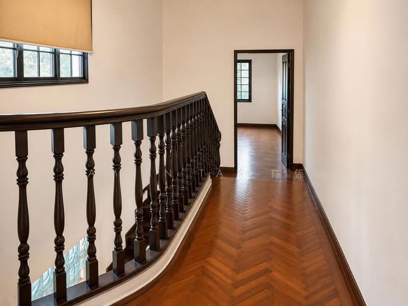 RARE DETACHABLE SEMI-D @ GOLDHILL GARDENS ESTATE✸1 KM OF ACS & SCGS✸NEAR MRT & BUS STOPS, Goldhill Avenue Barker Mount Rosie Chancery Gentle Gilstead Buckley Merlimau Dyson Tan Sim Boh Bo Seng Asimont Balmoral Stevens Robin Fernhill Lewis Margoliouth Trevose Berrima Harlyn Dalkeith Narooma Camborne Kheam Hock Merryn Tempua Unggas Bahasa, Newton / Novena, 4 Bedrooms, 3,000 sqft, Semi-Detached House For Sale, by Damian Tan 陈係赈, 500245629 - Interior - PropertyGuru.com.sg