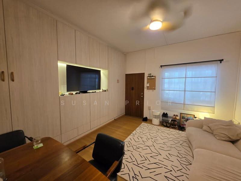 Up a Lazy Ground Floor, Tiong Bahru Walkup Apartment, 2 Bedrooms, 910 sqft, Walk-up Apartment For Rent, by Susan Prior, 500245632 - Living Room - PropertyGuru.com.sg
