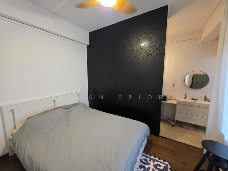 Up a Lazy Ground Floor, Tiong Bahru Walkup Apartment, 2 Bedrooms, 910 sqft, Walk-up Apartment For Rent, by Susan Prior, 500245632 - Bedroom - PropertyGuru.com.sg