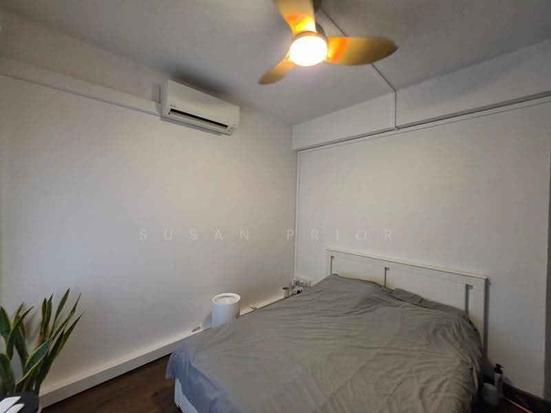 Up a Lazy Ground Floor, Tiong Bahru Walkup Apartment, 2 Bedrooms, 910 sqft, Walk-up Apartment For Rent, by Susan Prior, 500245632 - Bedroom - PropertyGuru.com.sg