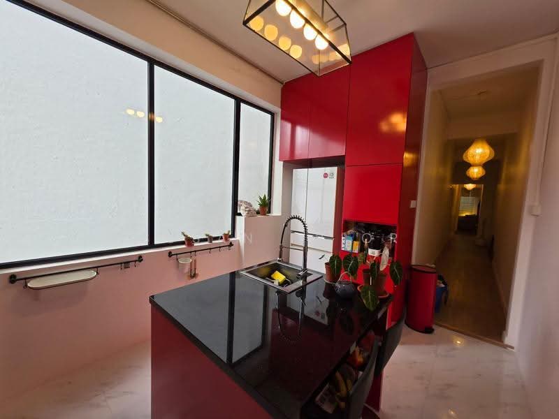 Up a Lazy Ground Floor, Tiong Bahru Walkup Apartment, 2 Bedrooms, 910 sqft, Walk-up Apartment For Rent, by Susan Prior, 500245632 - PropertyGuru.com.sg