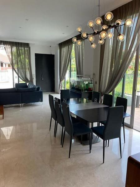 Seletar Hills Estate, 26 Jalan Kechubong, 5 Bedrooms, 4,593 sqft, Semi-Detached House For Sale, by Jennifer Tan, 500245648 - Living Room - PropertyGuru.com.sg